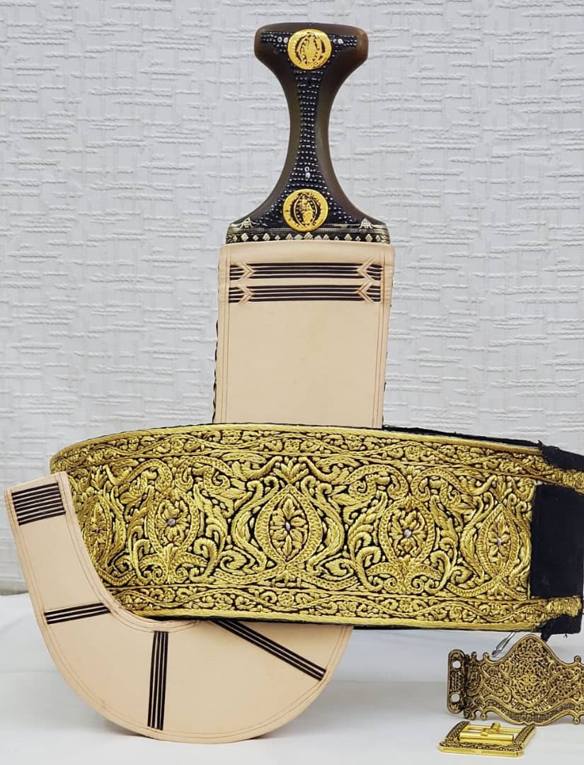 جنبيه يمنيه منقوشEngraved Yemeni dagger 🗡